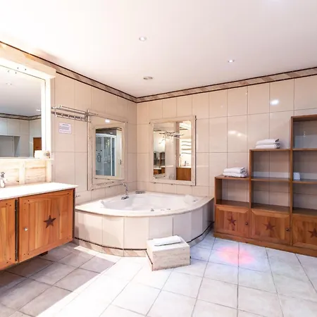 Du Couvent Апартаменты